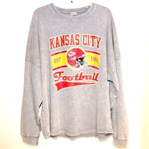 Gameday Couture NFL Kansas City Chiefs Football Gray L/S T-Shirt – Size: XXL